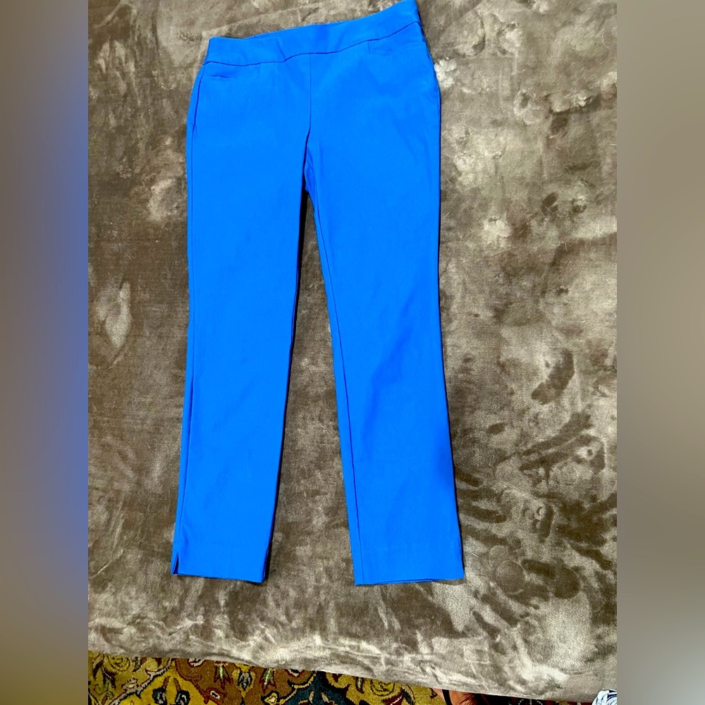 Chico’s slimming ankle pants